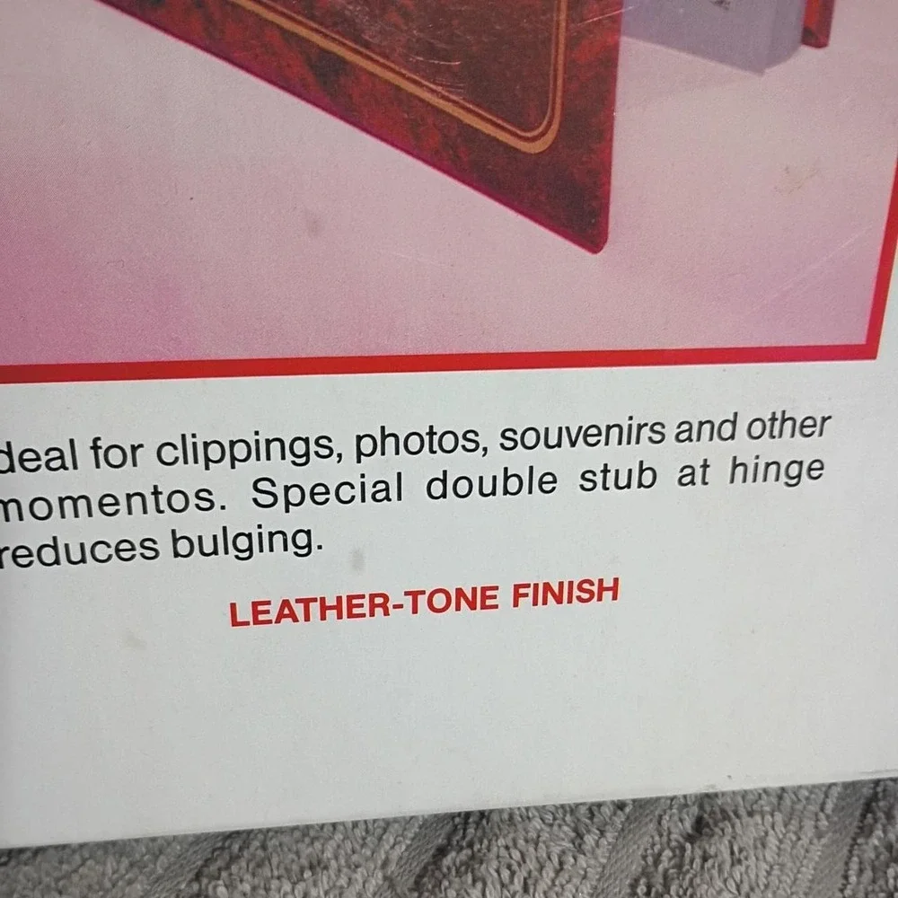 Vintage Brown Leather Tone Scrapbook Album 100 Pages 11.75x14 No 913 Gold Trim